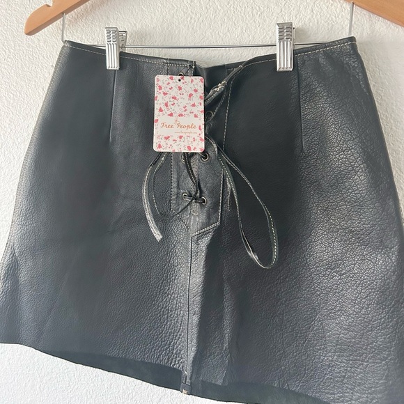 NWT Free People Join Hands Leather Skirt in Black - Picture 3 of 7